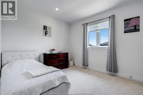 6 Heathview Trail Leamington ON N8H 0G3