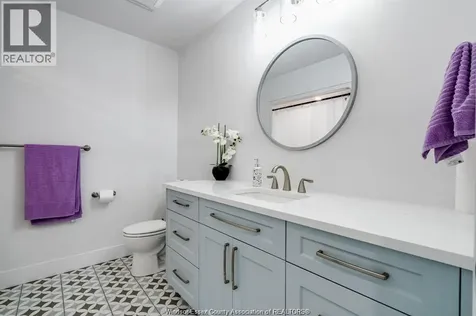 6 Heathview Trail Leamington ON N8H 0G3