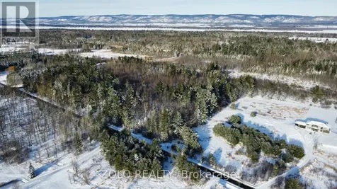 3240 Greenland Road Ottawa ON K0A 1T0