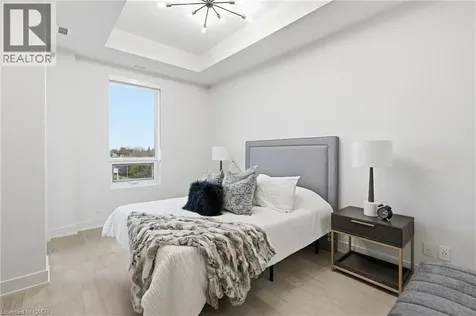 123 Maurice Drive Oakville ON L6K 2W6
