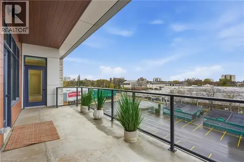 123 Maurice Drive Oakville ON L6K 2W6
