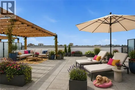 123 Maurice Drive Oakville ON L6K 2W6