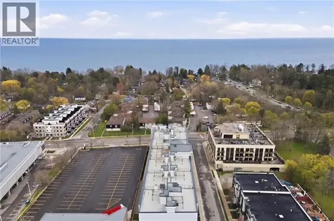 123 Maurice Drive Oakville ON L6K 2W6