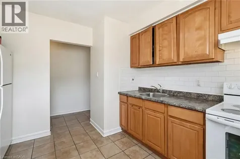 1254 Fennell Avenue East Hamilton ON L8T 1T4