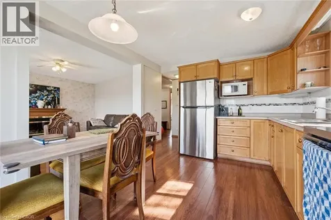 27 Trillium Beach Drive Puslinch ON N0B 2J0