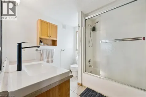 27 Trillium Beach Drive Puslinch ON N0B 2J0
