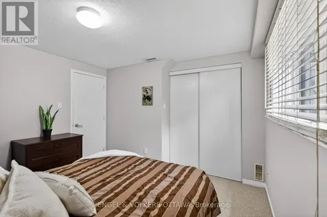 272 King Edward Avenue Ottawa ON K1N 7M1