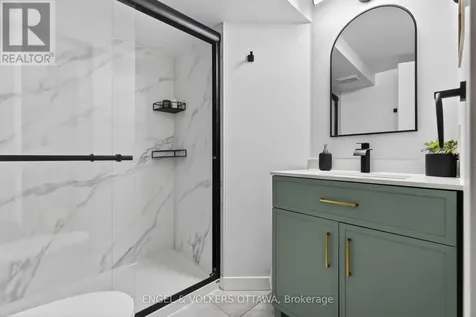 272 King Edward Avenue Ottawa ON K1N 7M1