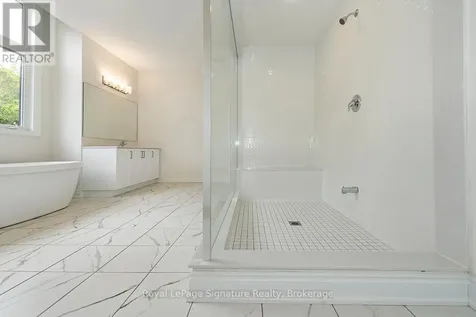 116 Dorothy Drive Blue Mountains ON N0H 1J0
