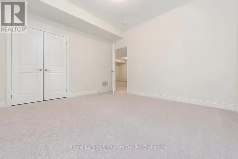116 Dorothy Drive Blue Mountains ON N0H 1J0