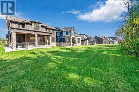 116 Dorothy Drive Blue Mountains ON N0H 1J0