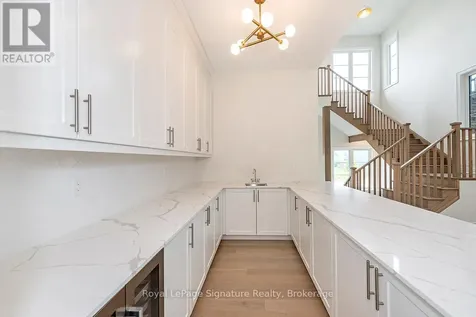 116 Dorothy Drive Blue Mountains ON N0H 1J0