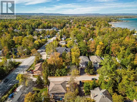 64 60th Street North Wasaga Beach ON L9Z 1V7