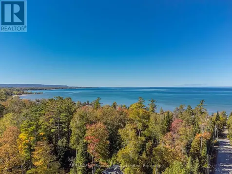 64 60th Street North Wasaga Beach ON L9Z 1V7