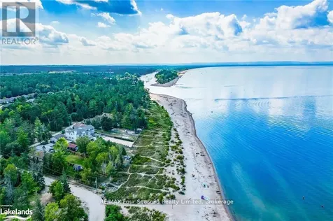 64 60th Street North Wasaga Beach ON L9Z 1V7