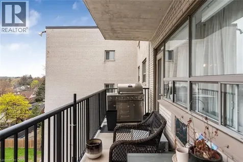 222 Concession Street Hamilton ON L9A 1B1