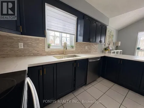 40 Alderson Drive Cambridge ON N3C 4C5