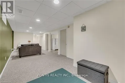 40 Alderson Drive Cambridge ON N3C 4C5