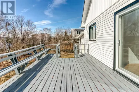 49 Westview Crescent Elliot Lake ON P5A 2B2