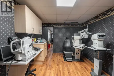 172 Christina Street Sarnia ON N7T 5T9