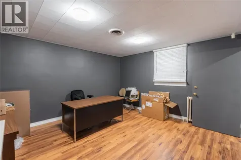 172 Christina Street Sarnia ON N7T 5T9