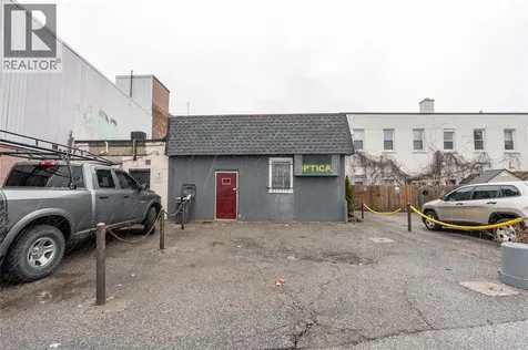 172 Christina Street Sarnia ON N7T 5T9