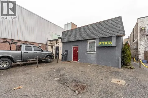 172 Christina Street Sarnia ON N7T 5T9