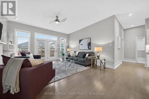 324 Long Acres Street Ottawa ON K2M 0H4