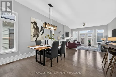 324 Long Acres Street Ottawa ON K2M 0H4