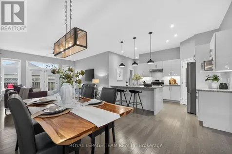 324 Long Acres Street Ottawa ON K2M 0H4