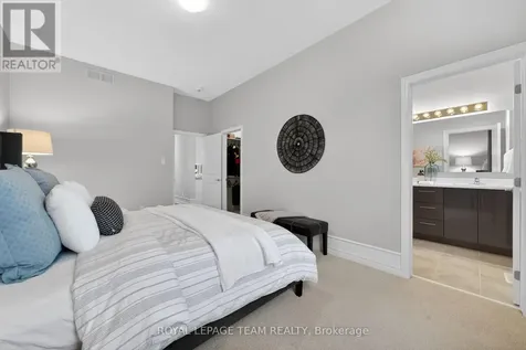 324 Long Acres Street Ottawa ON K2M 0H4