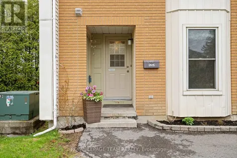 1257 Priory Lane Ottawa ON K1C 1Z8