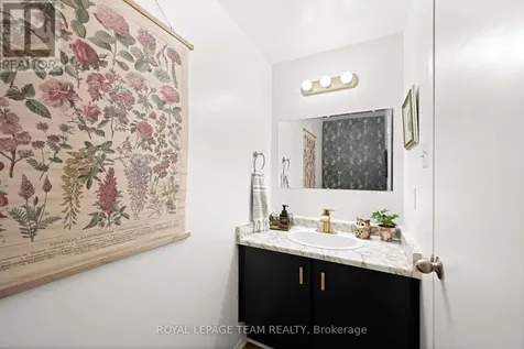 1257 Priory Lane Ottawa ON K1C 1Z8