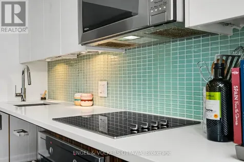 300 Lisgar Street Ottawa ON K2P 0E2