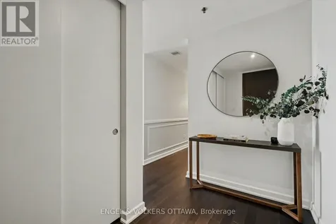 300 Lisgar Street Ottawa ON K2P 0E2