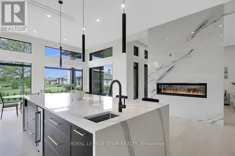 6865 Pebble Trail Way Ottawa ON K4P 0C4