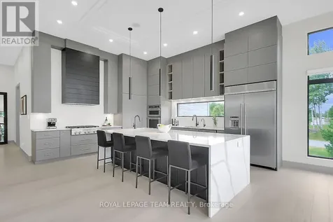 6865 Pebble Trail Way Ottawa ON K4P 0C4