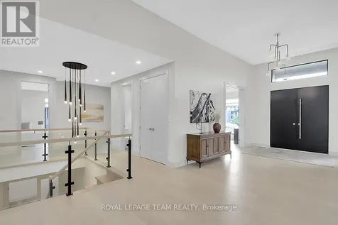 6865 Pebble Trail Way Ottawa ON K4P 0C4