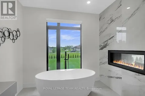 6865 Pebble Trail Way Ottawa ON K4P 0C4