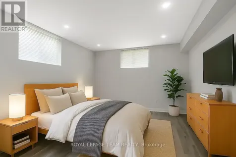 6865 Pebble Trail Way Ottawa ON K4P 0C4