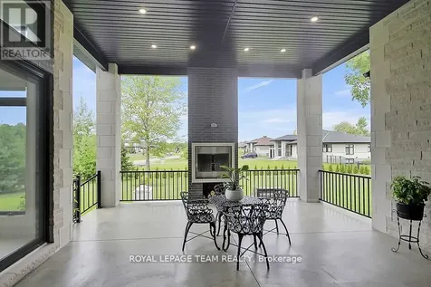 6865 Pebble Trail Way Ottawa ON K4P 0C4