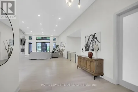 6865 Pebble Trail Way Ottawa ON K4P 0C4
