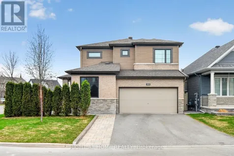 44 Hawks Landing Crescent Ottawa ON K2S 1W1