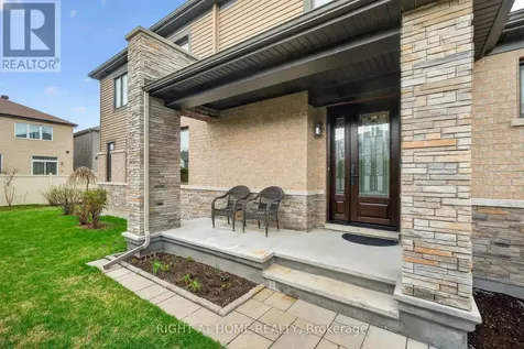 44 Hawks Landing Crescent Ottawa ON K2S 1W1