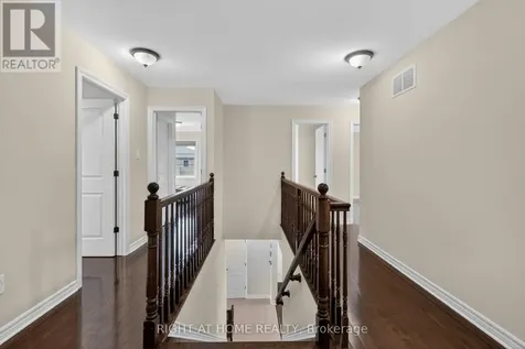 44 Hawks Landing Crescent Ottawa ON K2S 1W1