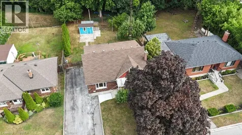 25 Henry Street Brantford ON N3R 1Z9
