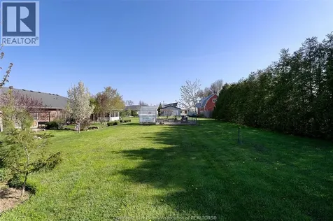 136 Lowes Sideroad Amherstburg ON N9V 1S2