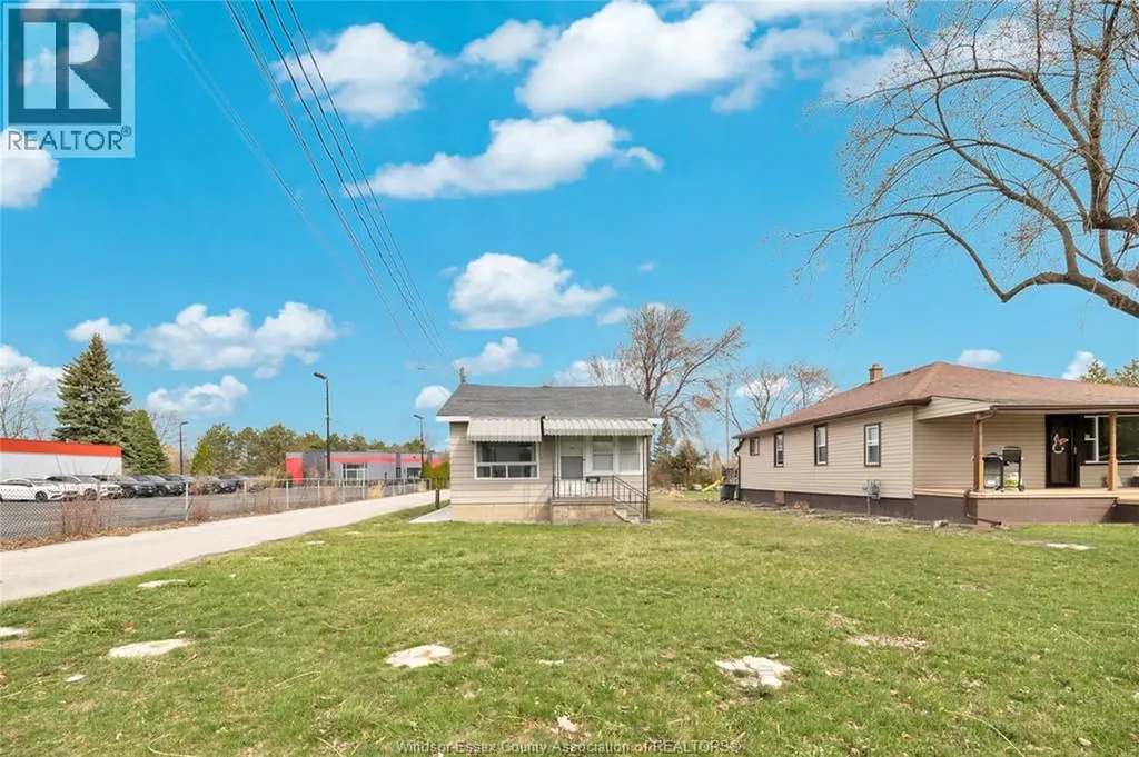 9572 Tecumseh Road Windsor ON N8R 1A2