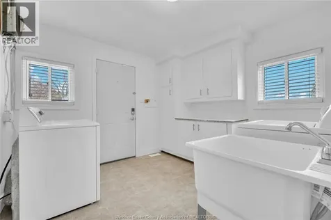 9572 Tecumseh Road Windsor ON N8R 1A2