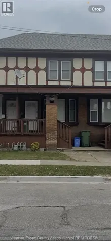 116 Elm Windsor ON N9A 5G8